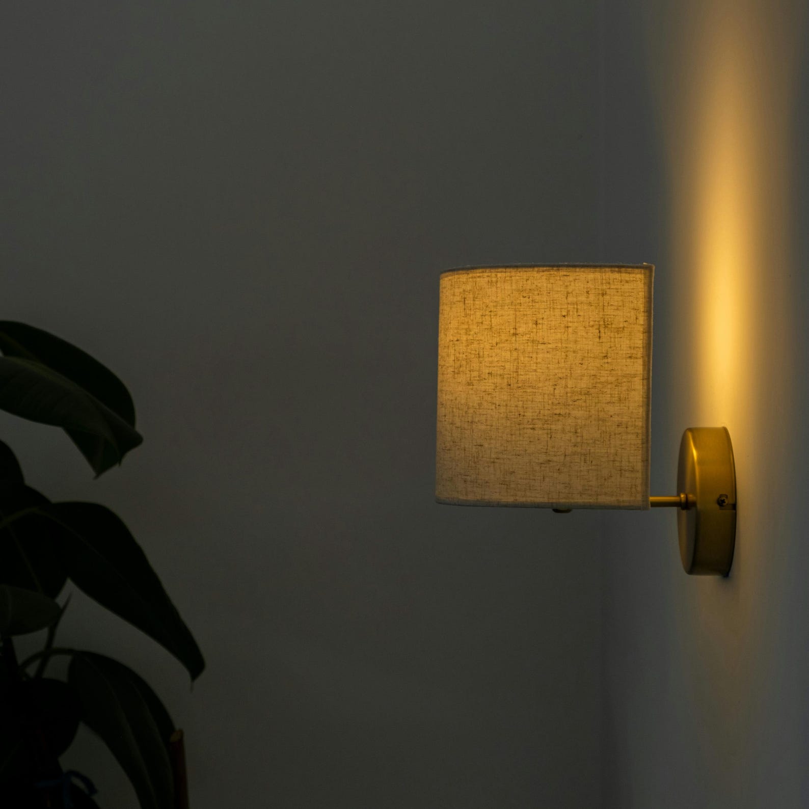 Scandinavian Small Wall Lamp